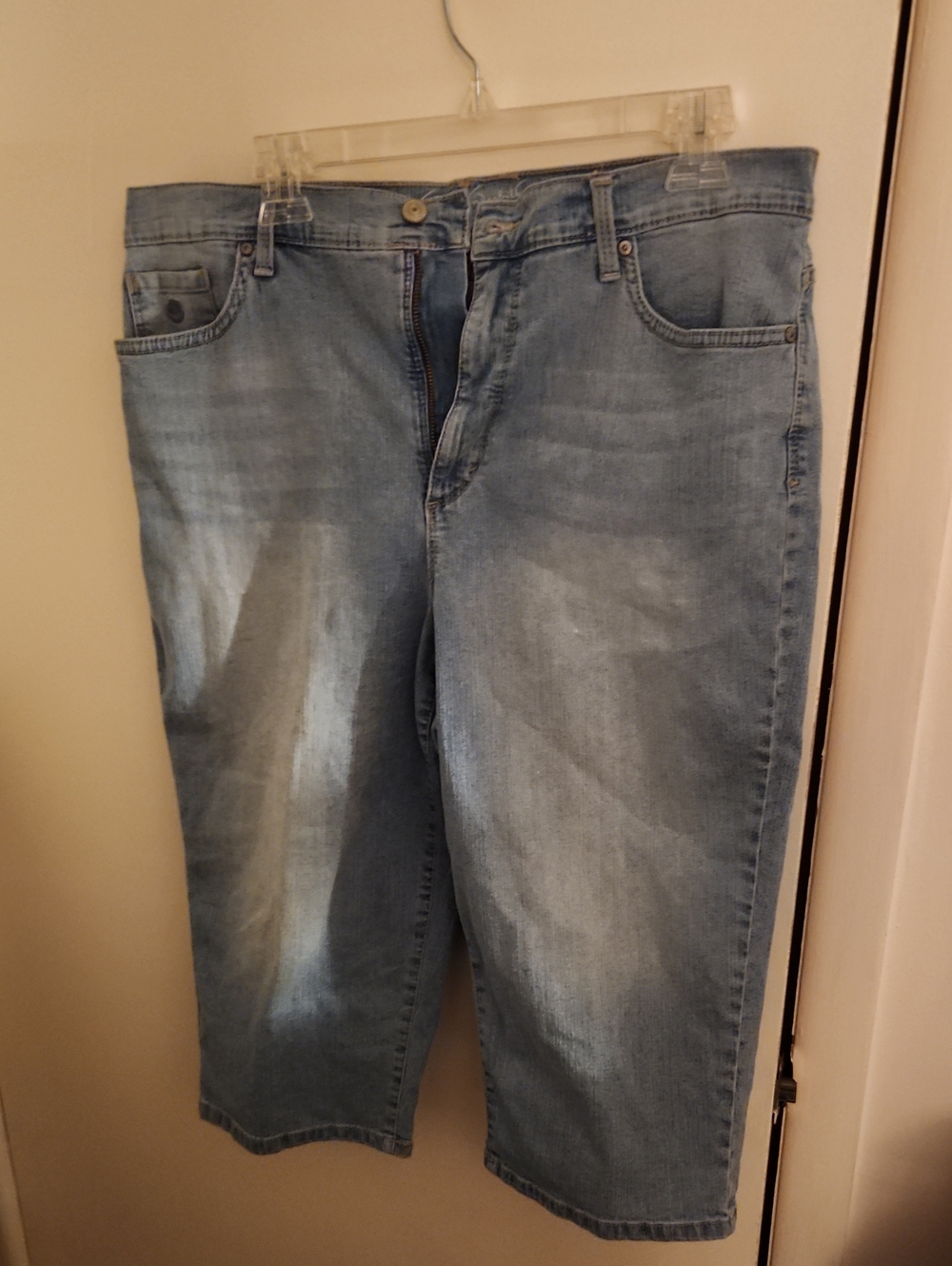 Gloria Vanderbilt Light Blue Relaxed Jeans 3/4 Length Capri Size 14